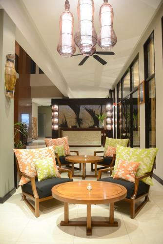 Hotel Doubletree By Hilton Seychelles Allamanda Resort & Spa