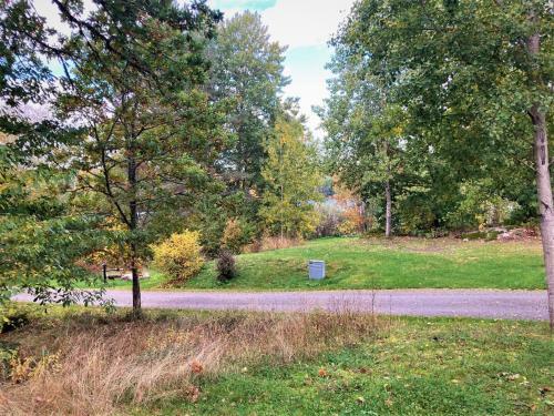 L�ngsj�n Stugor & Camping