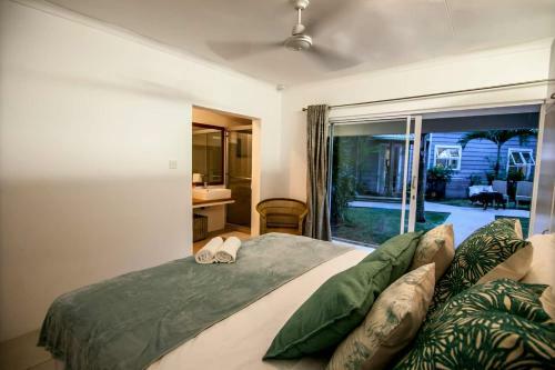 Apartamento Red Coconut Self Catering With Swimming Pool