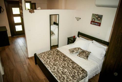 Dionysus Apartments
