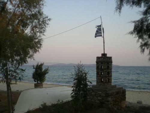 Hostal Develiki Rooms For Rent