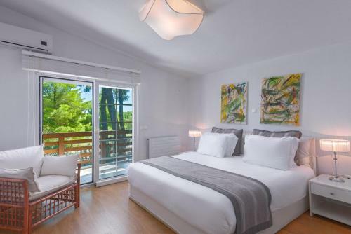 The White Villa At Sani