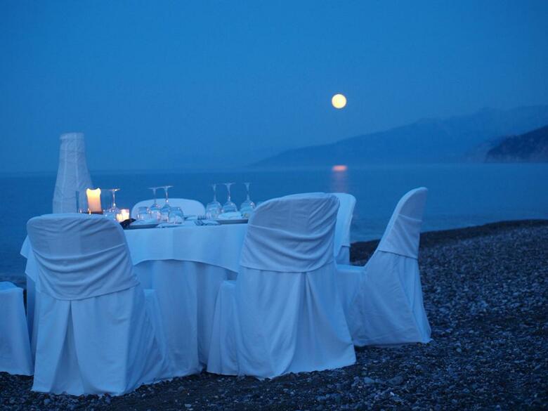 Thalatta Seaside Hotel