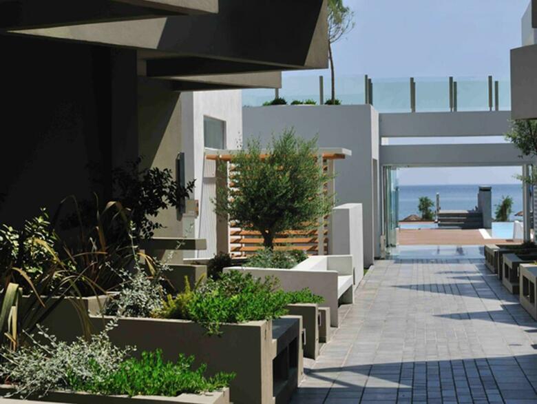 Thalatta Seaside Hotel