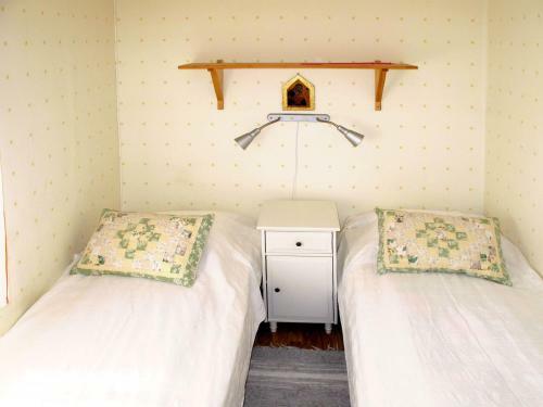 Holiday Home Djursvik - Snd029