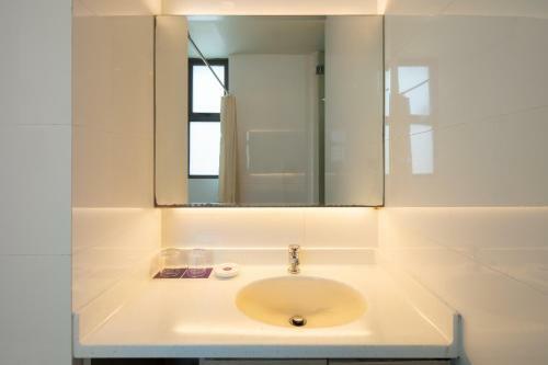 The Quay Hotel Lavender (Sg Clean, Staycation Approved)