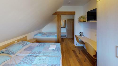 Hostal Guest House Doma?ija Krnc