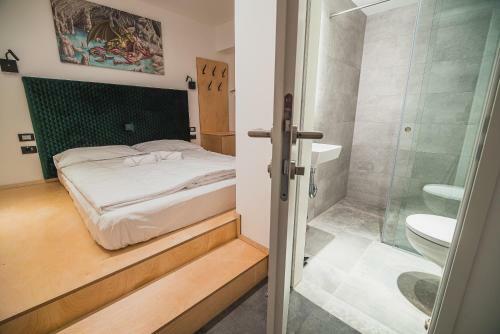 Dragons Dream Hostel