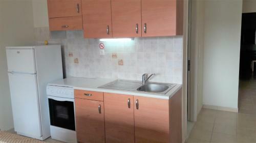 Giannos Apartments