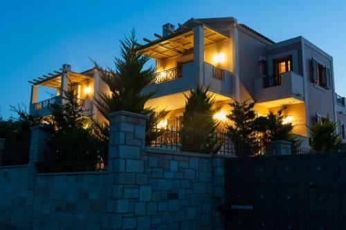 Villa Harmony-crete Residences