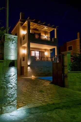 Villa Harmony-crete Residences