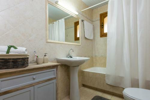 Villas Lefkothea