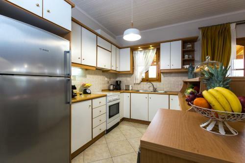 Villas Lefkothea