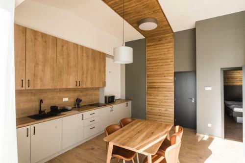 Hotel Arietes Marmont Resort