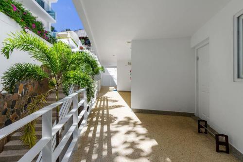 Ocean View 2 Br Apartment Kata Beach
