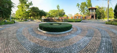 Siris Stars Resort