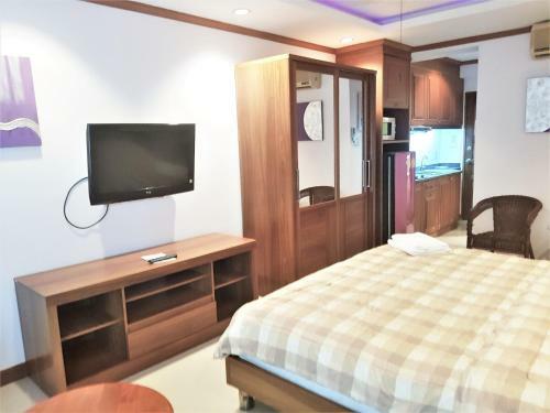 Sea View Studio Apartment Jomtien Beach Condominium 11th Floor