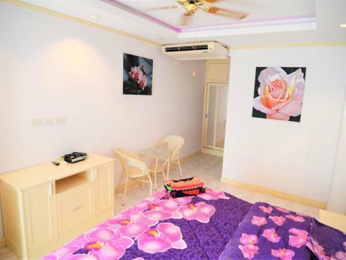 Jomtien Beach Condo 4th Floor Modern Apartment