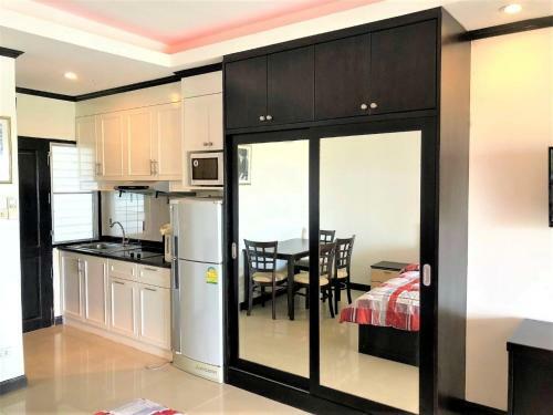 Apartamento Top Floor Spacious Studio