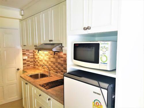 12th Floor Studio Apartment At Jomtien Beach Condominium
