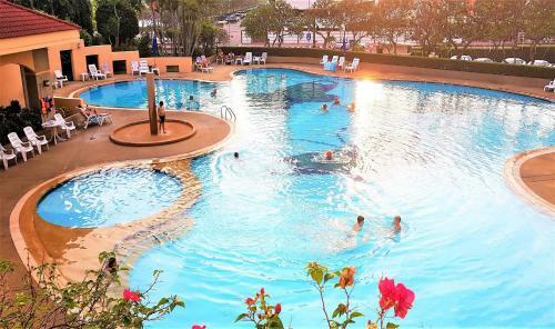 Sea View Apartment Rimhad Condominium Pattaya