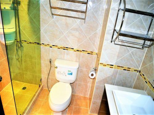 Angket Condominium Corner Apartment 47sqm Large Balcony