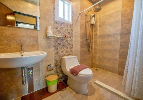 The Train Resort - Sauna & Spa