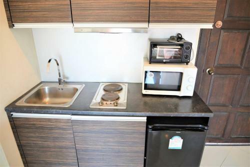 Park Lane Studio Apartment With Swimming Pool View Pattaya