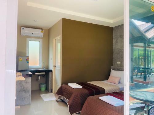 Hotel Suntalee Express
