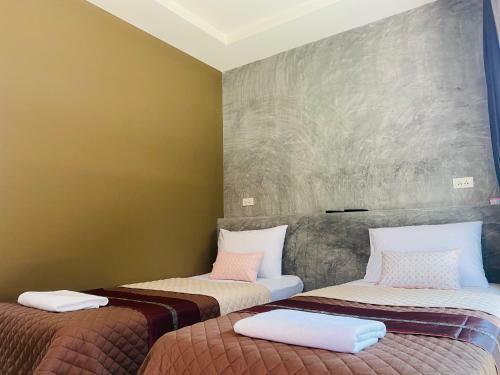 Hotel Suntalee Express