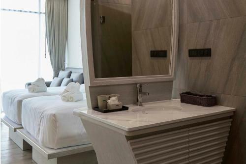 Elmas Cha Am Design Hotel