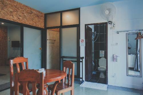 Chill Vibe Hostel