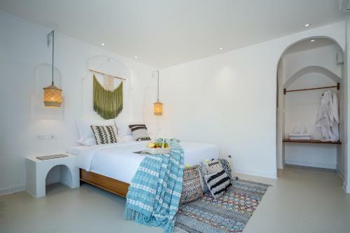 ???????h�flora Hotel