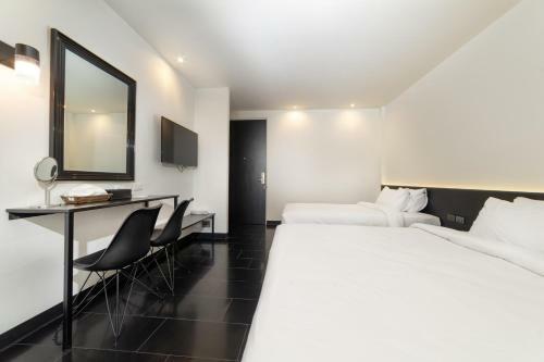 Isilver Hotel