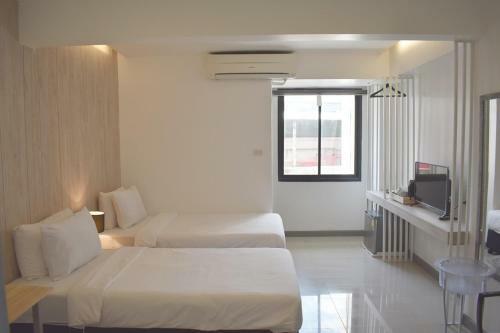 Loyy Hotel