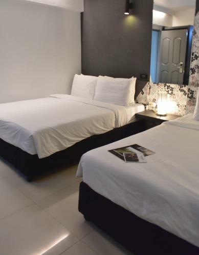 Loyy Hotel