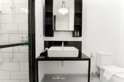 Hotel Marina House Muaythai Ta-iad Phuket