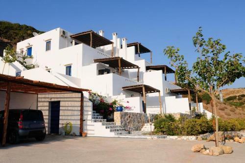 Kionia Apartments