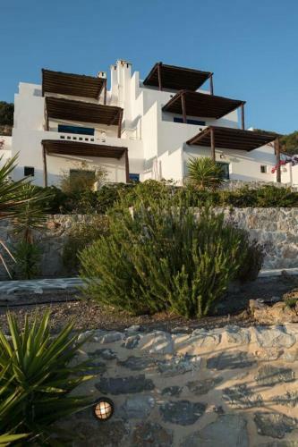 Kionia Apartments
