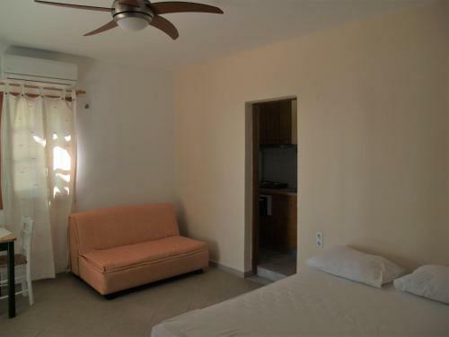 Pegasus Studios & Apartments