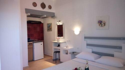 Hostal Skyros Panorama Studios