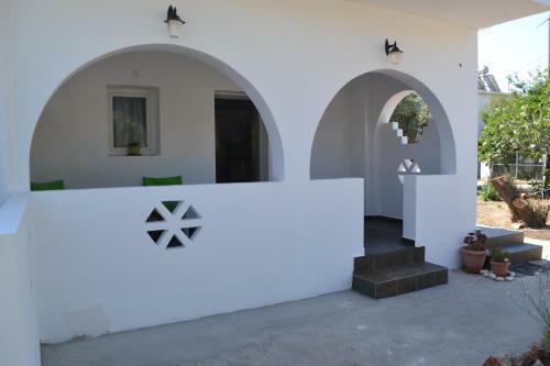 Hostal Skyros Panorama Studios