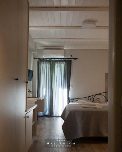 Achilleion Hotel