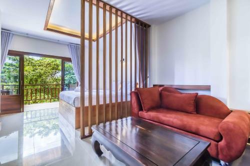 Wyh Hotels