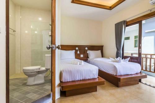 Wyh Hotels