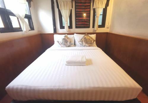 Hotel Lunghe Homestay (?????????????)
