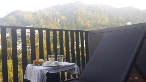 Beach House 1 Br, 2pools, Walk To Patong Beach