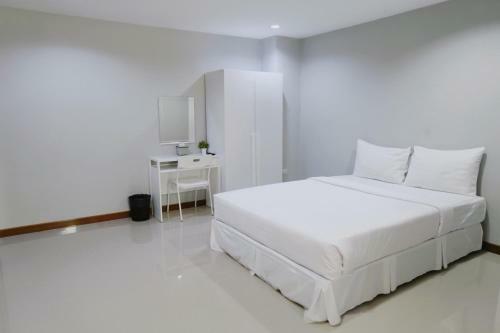 Hotel S44room