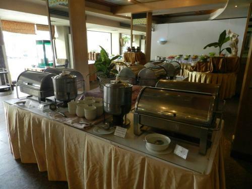 Niran Grand Hotel