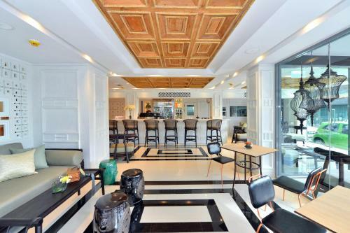 Hotel Riva Arun Bangkok